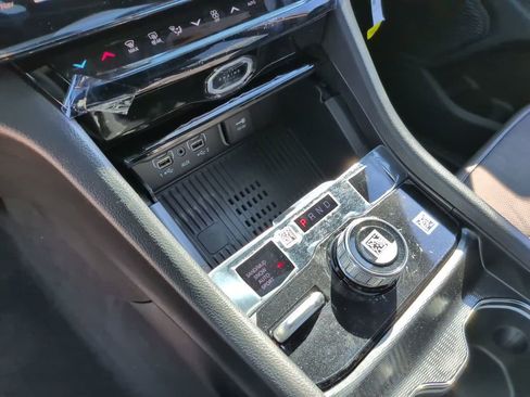 New 2026 Jeep Grand Cherokee Laredo image 29