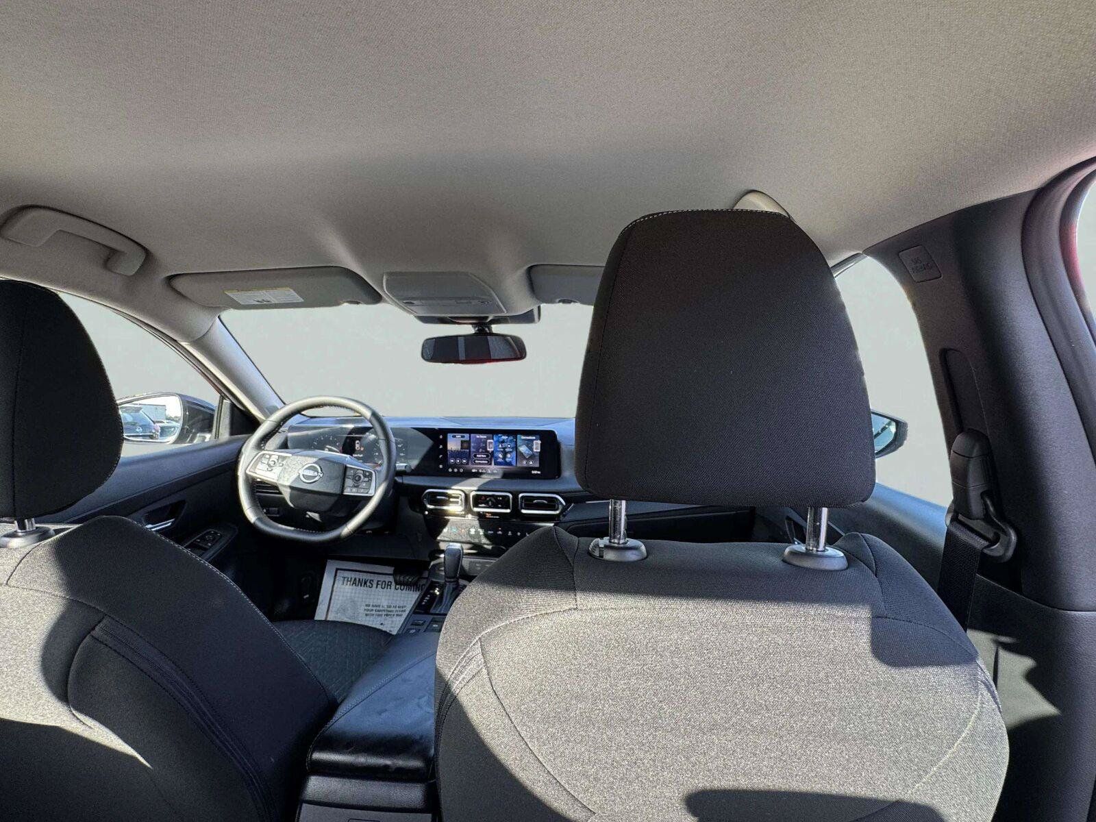 Used 2026 Nissan Sentra SV w/ SV Convenience Package FWD image 30