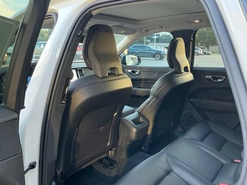 Certified 2024 Volvo XC60 B5 Core w/ Protection Package Premier AWD/4WD image 22