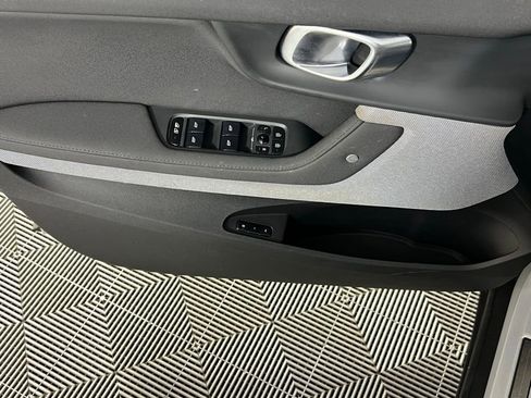 Used 2021 Polestar Polestar 2 w/ Performance Package image 21