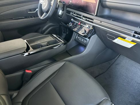 New 2026 Hyundai Tucson Limited AWD/4WD image 16