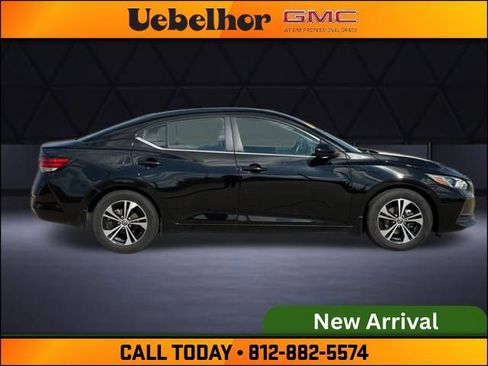 Used 2022 Nissan Sentra SV w/ Trunk Package image 2