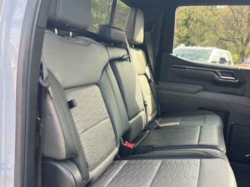 Used 2024 Chevrolet Silverado 1500 ZR2 w/ Technology Package AWD/4WD image 62