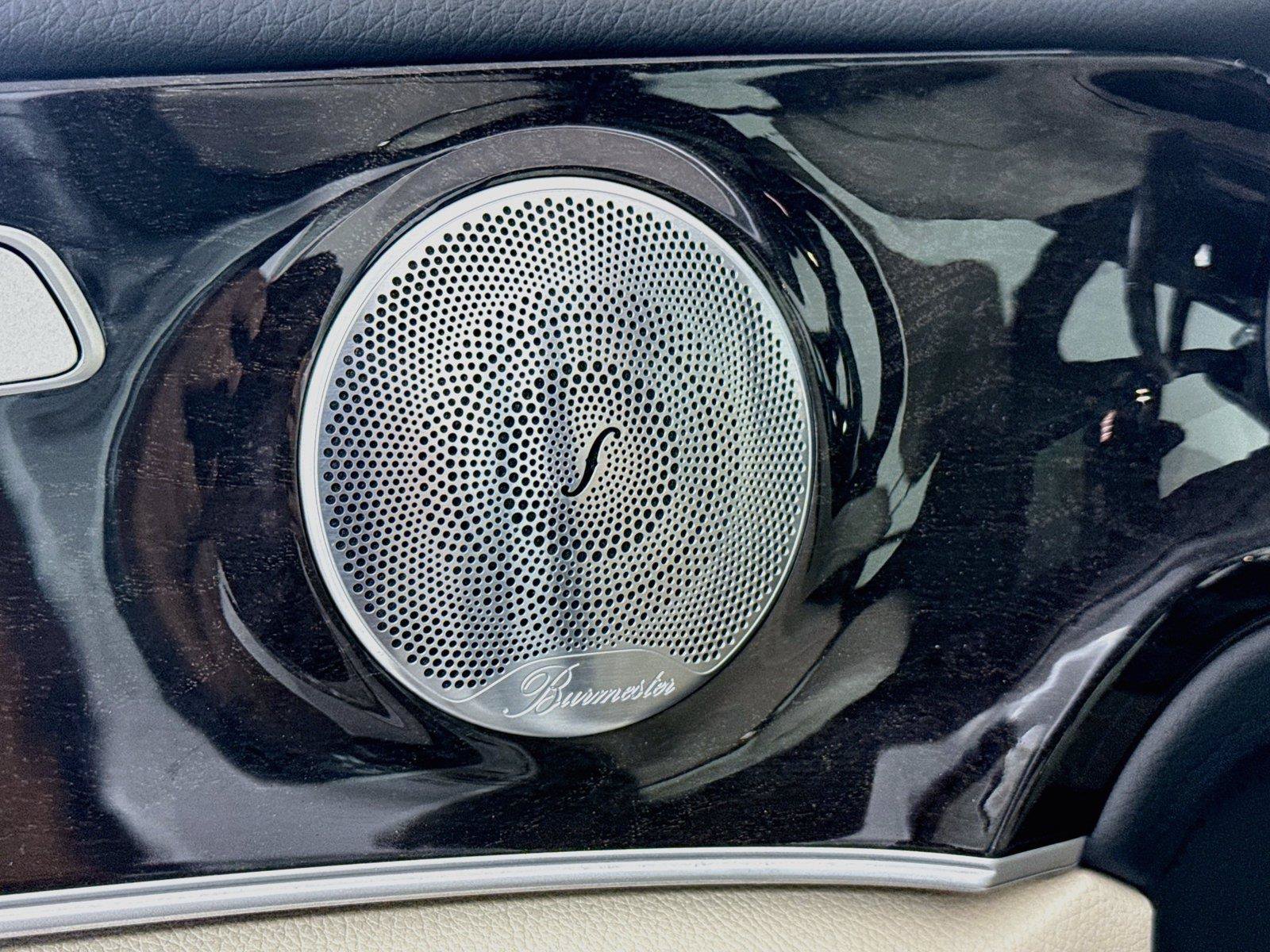 Used 2019 Mercedes-Benz E 300 image 32