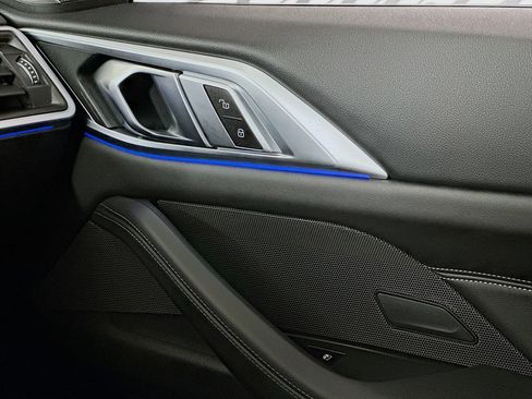 Used 2023 BMW M4 Coupe w/ Executive Package RWD image 17