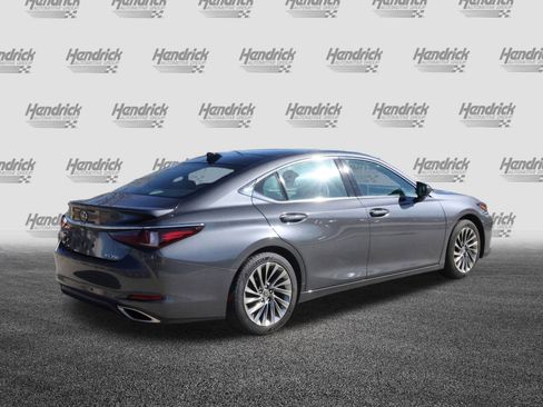 Used 2024 Lexus ES 350 Ultra Luxury image 9