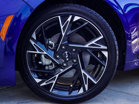 Used 2025 Kia K5 GT-Line w/ GT-Line Premium Package image 2