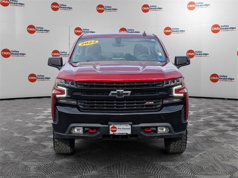 Used 2022 Chevrolet Silverado 1500 LT Trail Boss w/ LPO, Dark Essentials Package image 2