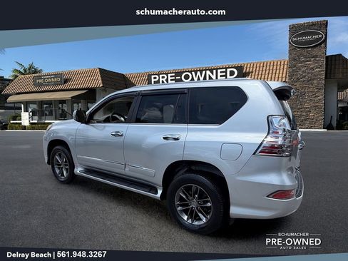 Used 2015 Lexus GX 460 w/ Premium Package AWD/4WD image 5