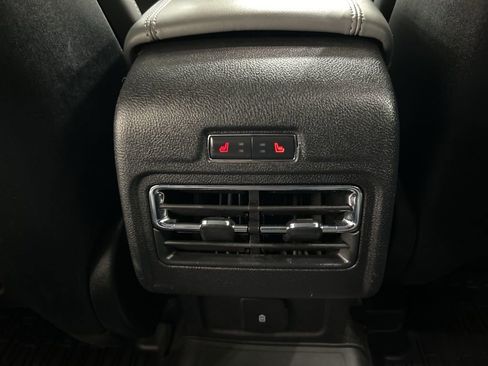 Used 2022 Lincoln Corsair AWD w/ Equipment Group 101A image 25