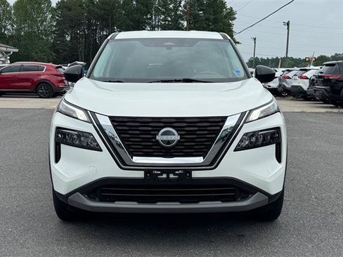 Used 2023 Nissan Rogue S AWD/4WD image 5