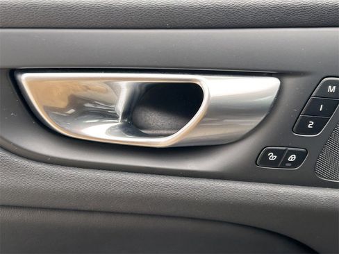 Used 2024 Volvo S60 B5 Core image 25