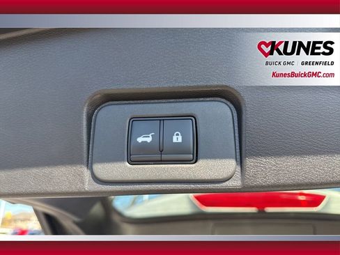 Used 2025 Nissan Rogue SV image 35