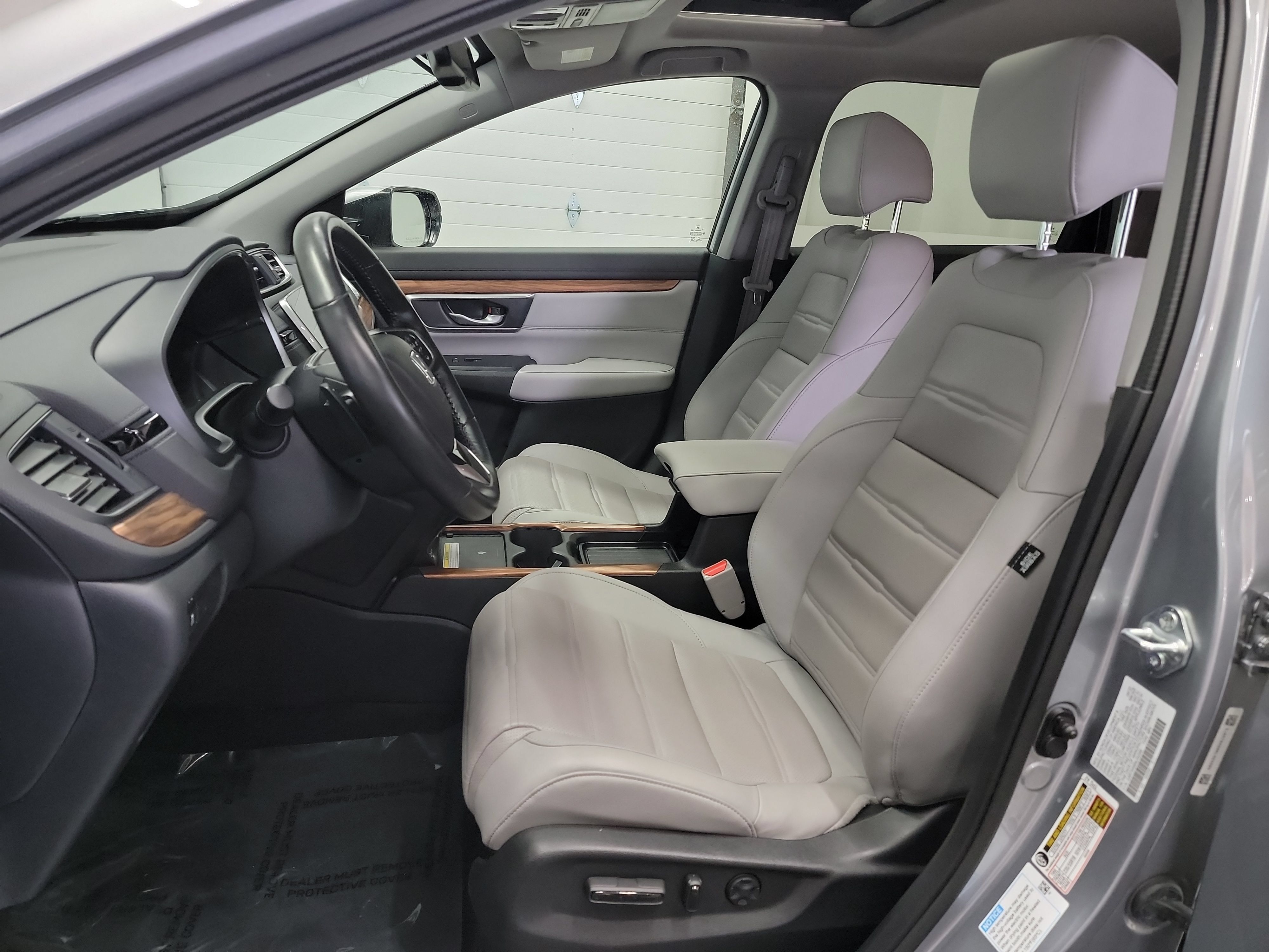 Used 2022 Honda CR-V Touring image 12