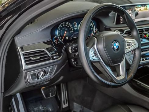 Used 2019 BMW 740i w/ M Sport Package RWD image 26