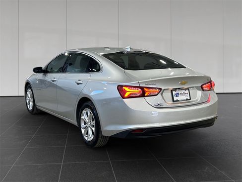Used 2019 Chevrolet Malibu LT image 3