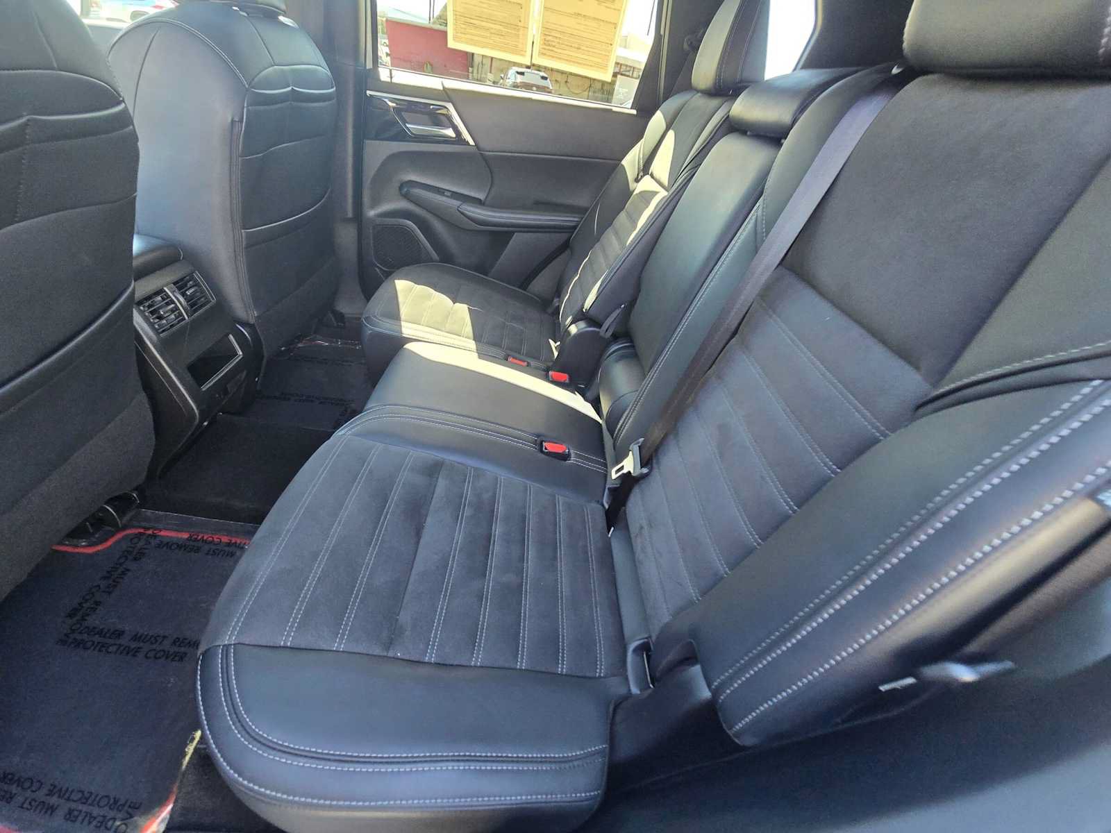 Used 2024 Mitsubishi Outlander Ralliart AWD/4WD image 18