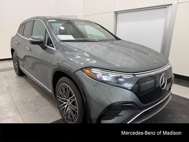 Used 2023 Mercedes-Benz EQS 580 4MATIC SUV image 1