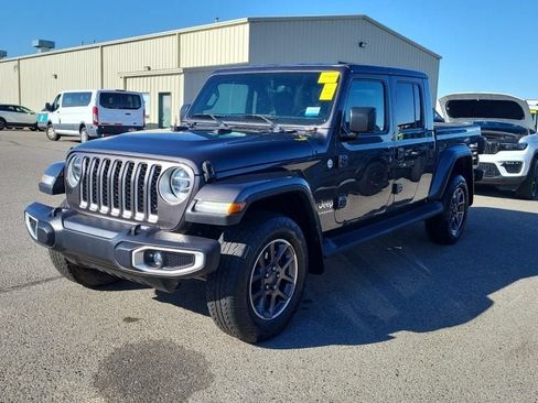Used 2020 Jeep Gladiator Overland w/ Quick Order Package 24E North AWD/4WD image 1