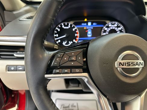 Used 2019 Nissan Altima 2.5 Platinum FWD image 21