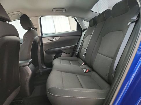 Used 2020 Kia Forte LXS FWD image 18