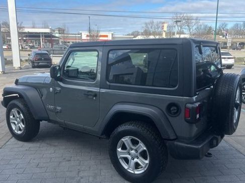 Used 2019 Jeep Wrangler Sport S image 12