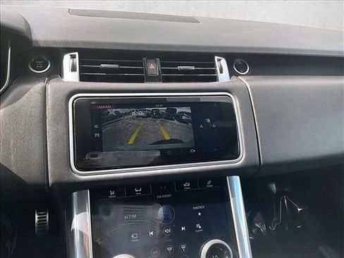 Used 2019 Land Rover Range Rover Sport HST image 23