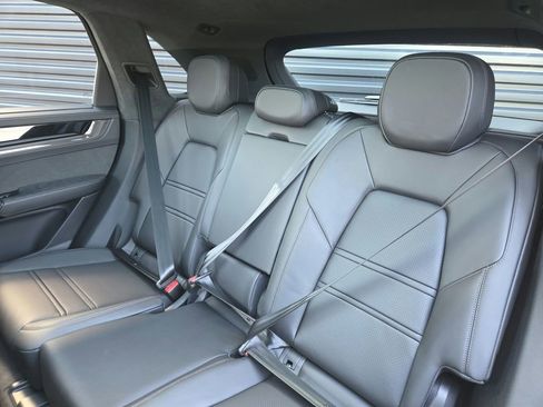 New 2026 Porsche Cayenne GTS image 16