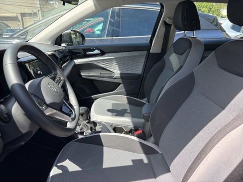 Certified 2023 Volkswagen Taos S FWD image 7
