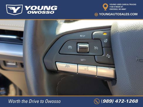 Certified 2024 Cadillac XT4 Luxury w/ Cold Weather Package AWD/4WD image 14