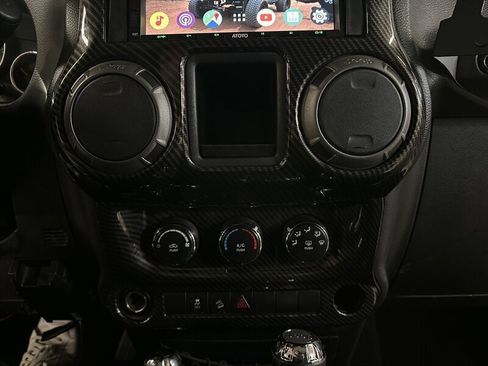 Used 2016 Jeep Wrangler Sport w/ Quick Order Package 24S AWD/4WD image 34