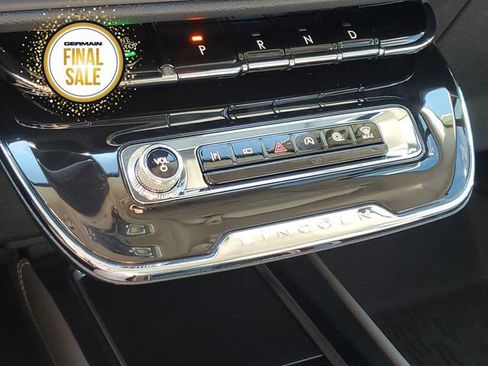 Certified 2024 Lincoln Corsair FWD w/ Equipment Group 101A image 27