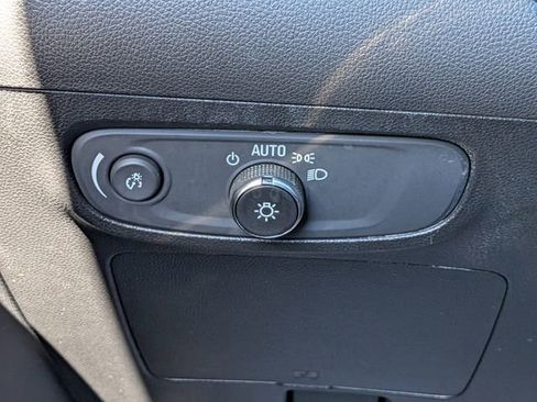 Used 2024 Buick Encore GX Preferred w/ Comfort Package FWD image 24