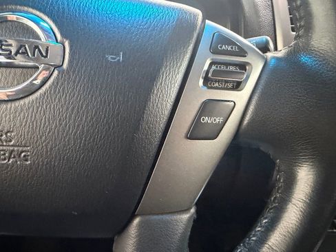 Used 2015 Nissan Armada SL RWD image 21