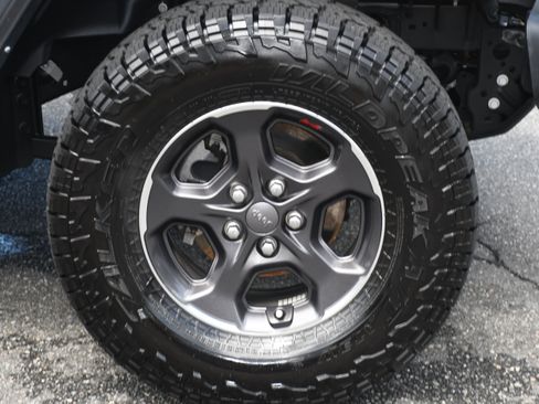 Used 2023 Jeep Gladiator Rubicon w/ LED Lighting Group image 20