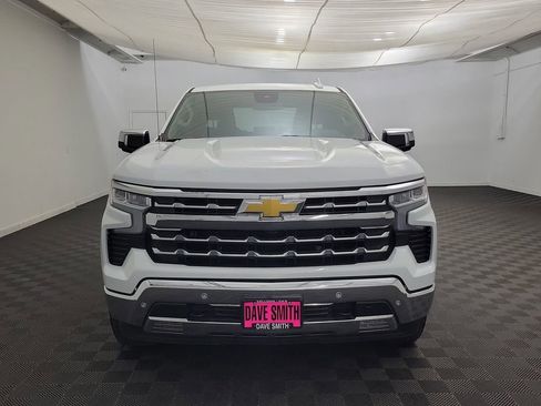 Used 2024 Chevrolet Silverado 1500 LTZ w/ Z71 Off-Road Package image 5