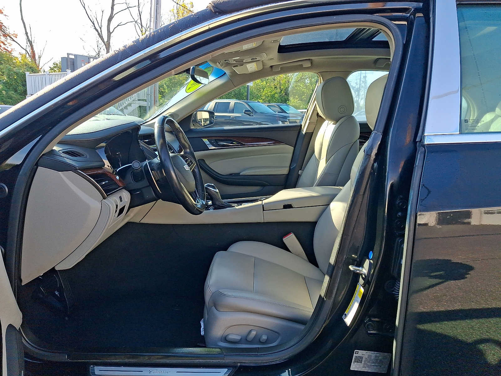 Used 2019 Cadillac CTS AWD Sedan image 14