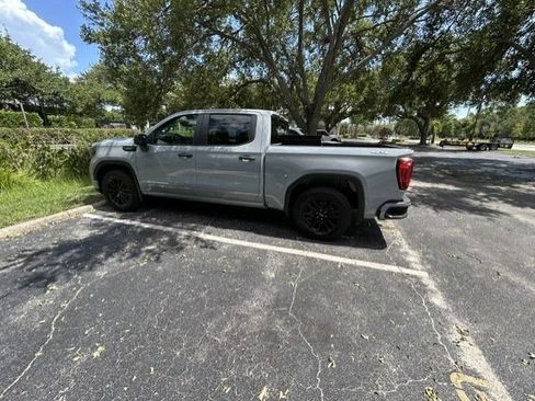 Used 2025 GMC Sierra 1500 Pro w/ Graphite Edition AWD/4WD image 5