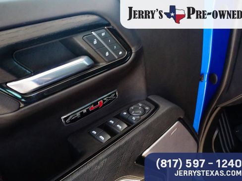 Used 2023 GMC Sierra 1500 AT4X AWD/4WD image 17