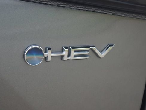 Used 2025 Toyota Highlander Limited AWD/4WD image 22
