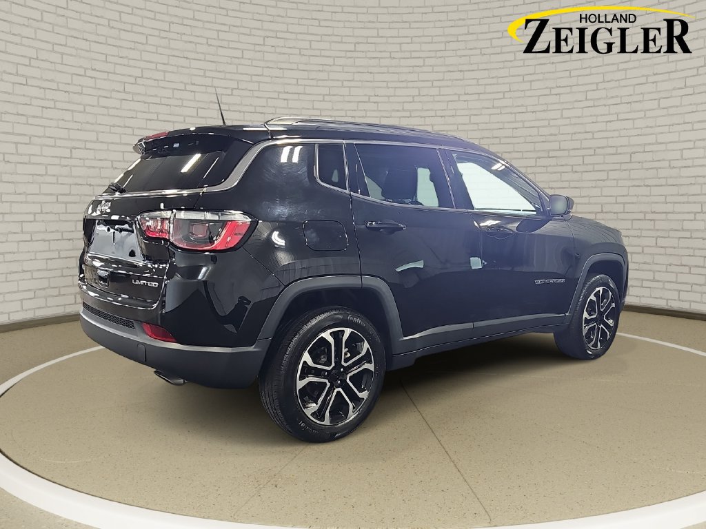 Used 2022 Jeep Compass Limited w/ Sun and Sound Group AWD/4WD image 11