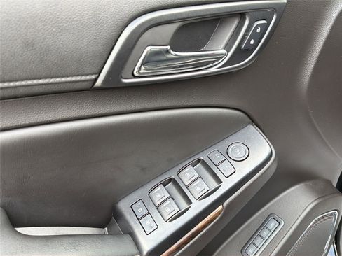Used 2017 Chevrolet Tahoe LT image 35