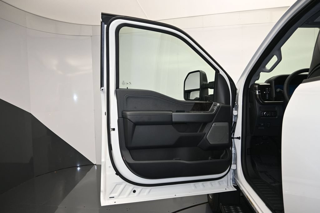 New 2026 Ford F450 Lariat AWD/4WD image 2