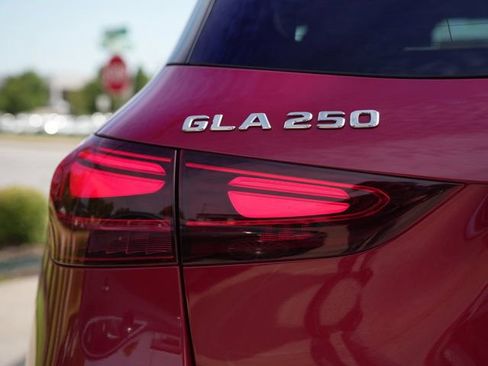 Certified 2026 Mercedes-Benz GLA 250 4MATIC image 15