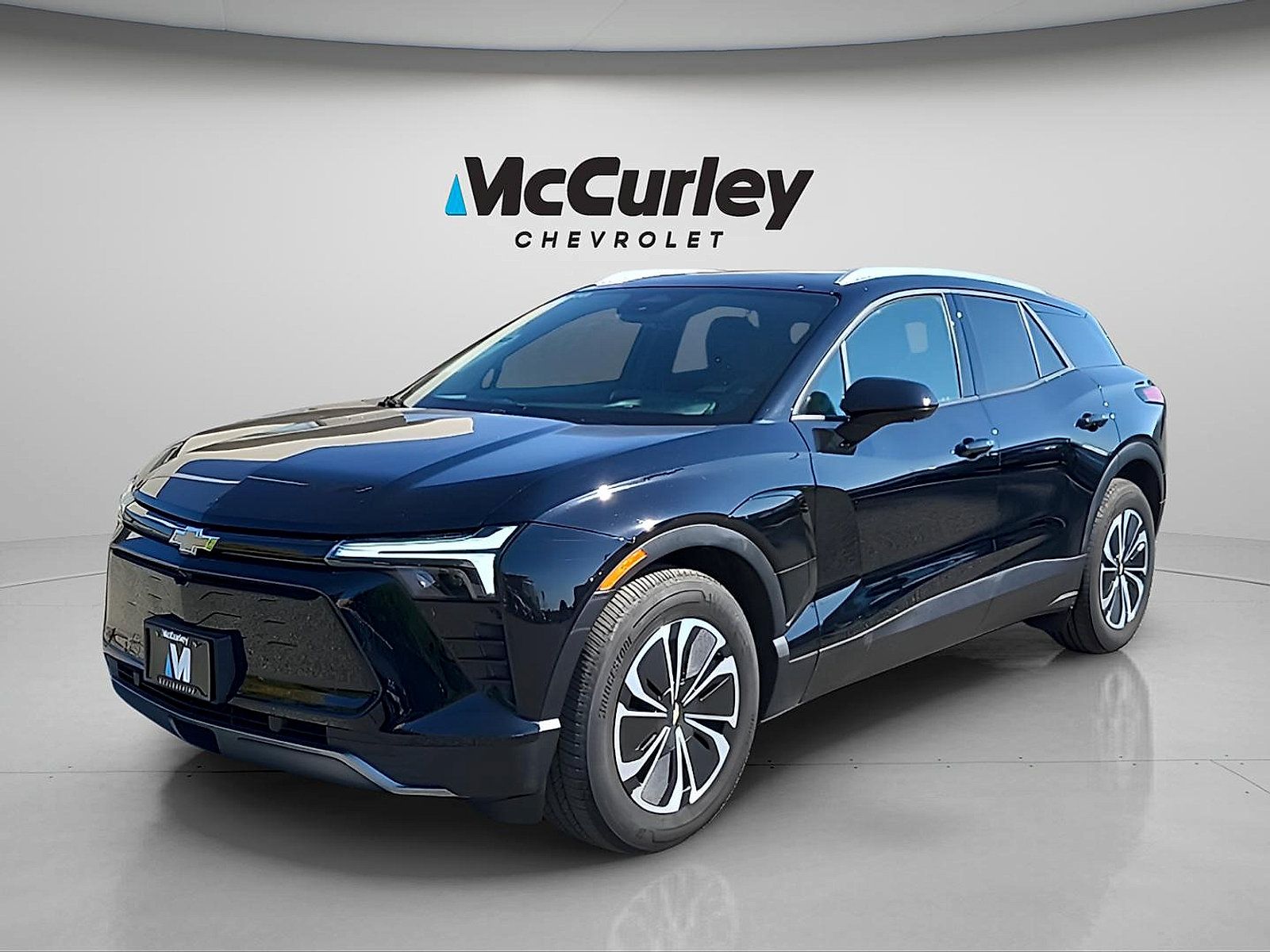 Used 2024 Chevrolet Blazer EV LT AWD/4WD image 3
