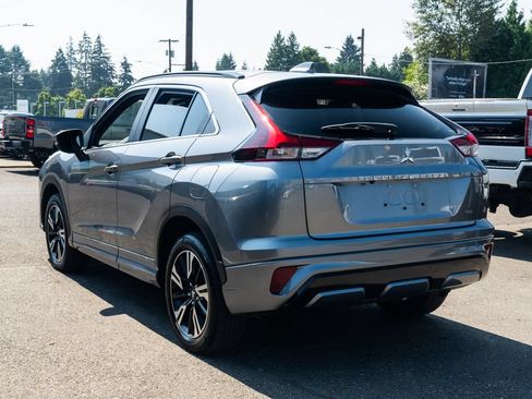 Used 2024 Mitsubishi Eclipse Cross SEL AWD/4WD image 4