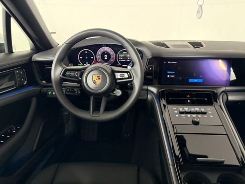 New 2025 Porsche Panamera image 20