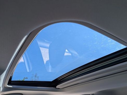 Used 2025 Toyota RAV4 XLE w/ Convenience Package image 16