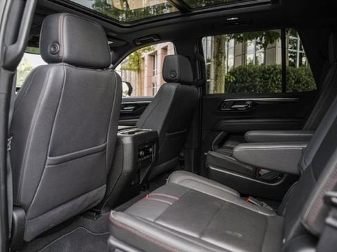 Used 2025 Chevrolet Tahoe RST w/ Comfort Package RWD image 39