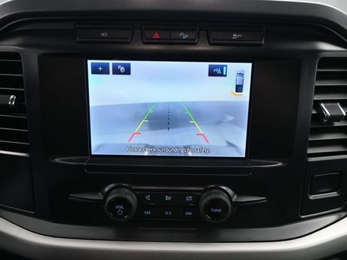 Used 2022 Ford F150 XLT w/ FX4 Off-Road Package image 11